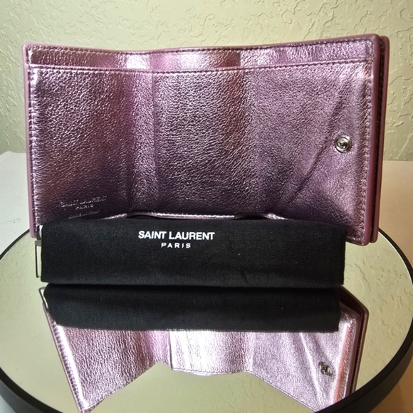 Saint Laurent Shimmering Pink Metallic Waller / Card Holder - Picture 7 of 16